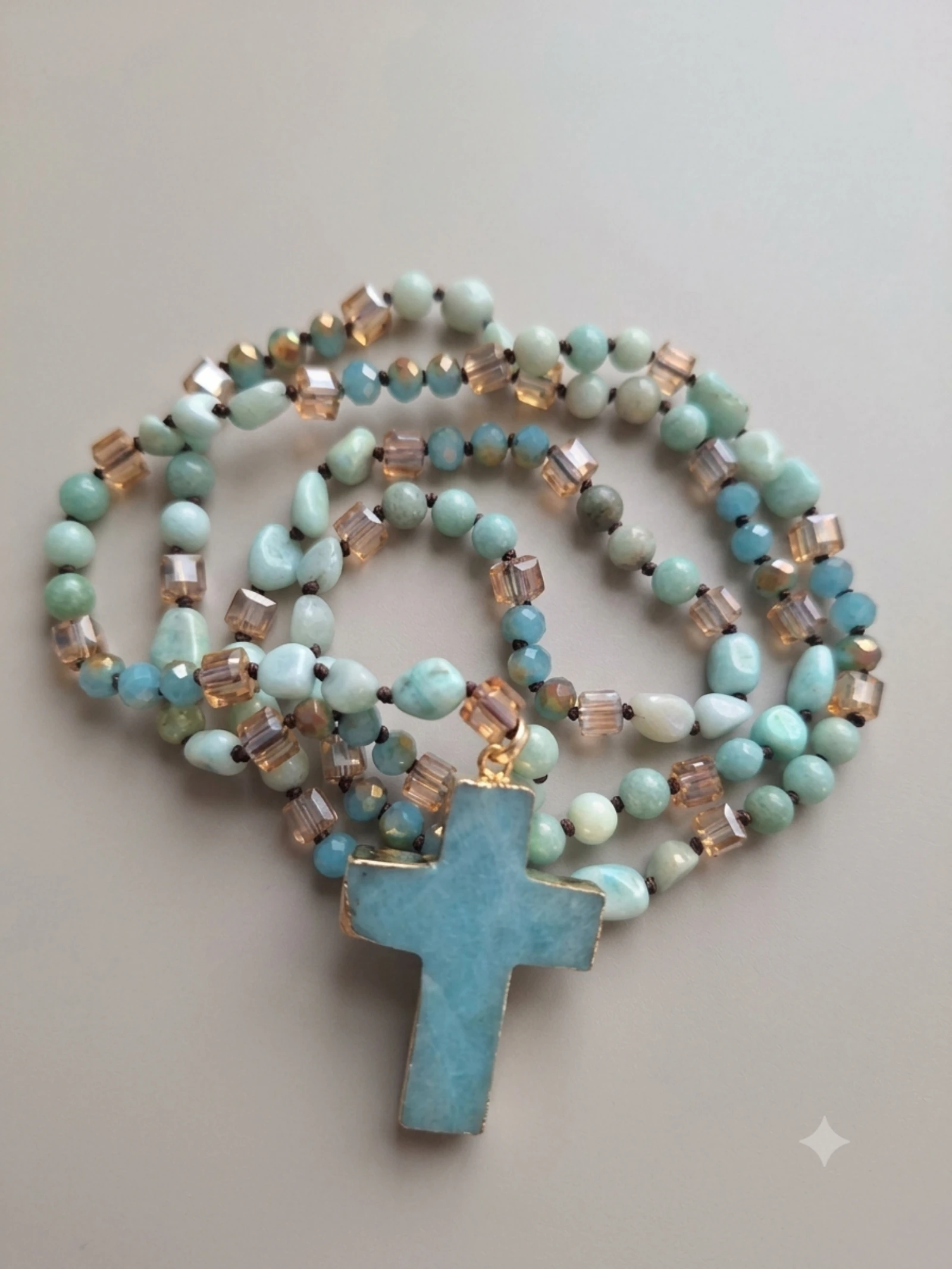 Sautoir collier chapelet chrétien verre et pierres naturelles bohème bleu  turquoise et or 